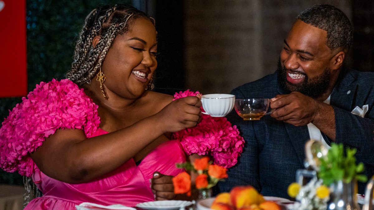 People toasting with Luzianne Tea